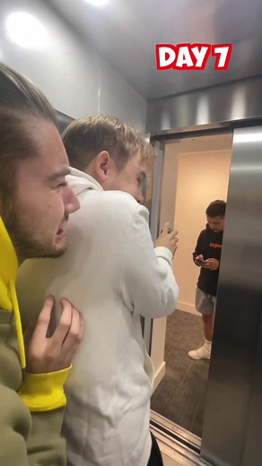 7 Days of Silly String Pranks on Elevator Door! 😂