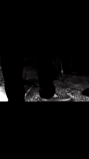 OUT NOW on Cleveland Time Records!! Hip-hop meets jazz rendition of John Coltrane’s classic “Blue Train” from Matthew Alec and The Soul Electric featuring Minus the Alien and Grammy-nominated altoist Greg Banaszak! See the full video on YouTube here! (Or stream the song in your favorite digital store!): https://m.youtube.com/@matthewalec Matthew Alec - tenor sax Greg Banaszak - alto sax Minus the Alien - vocal Brian Woods - piano DJ Dramatize - turntable Steven Forrest Sanders - guitar Miguel Ta