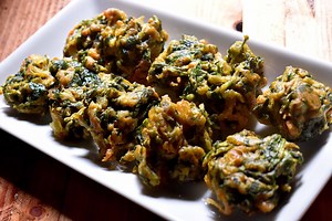 12K views · 106 reactions | quick n easy palok pakora | Zuranaz Recipe | Facebook