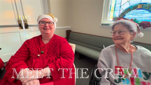 Christmas caroling at Maple Grove🎄 #HolidayMagic2025 #MapleGroveMoments #SeasonOfJoy #SeniorLivingCelebrations #CommunityTraditions | Maple Grove Senior Living, LLC