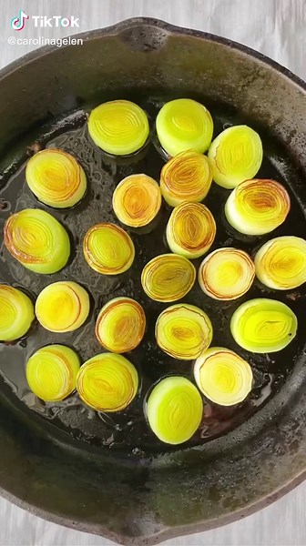 How to Make Delicious Miso Braised Leeks