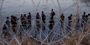 Supreme Court Lets Border Patrol Cut Razor Wire Texas Installed to Stop Migrants