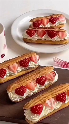 Delicious Creamy Eclair dough preparation sifted flour 75g take a saucepan low heat butter 57g water 63ml milk 63ml sugar 10g salt 1g remove from heat when butter is melted add the flour mix well without lumps put back on the fire medium low heat fry for 90 to 120 sekunds fry enough until a thin film forms let it cool for 5min large eggs 2 or medium eggs 3 mix well put the dough into a piping bag fitted with a tip. place a teflon sheet on the oven pan and spread the dough to a length of about 12