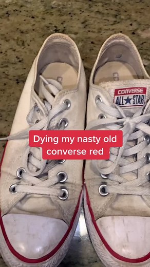 DIY Red Stain Converse Upcycling Tutorial