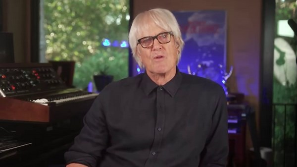 'ET' alum John Tesh details 10-year battle with rare cancer