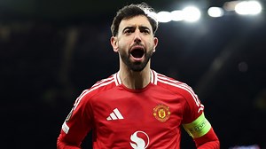 'Fighting through our own struggles' - Bruno Fernandes gets emotional after reading fan letter telling Man Utd captain supporters 'see ourselves in you' | Goal.com US