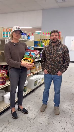 She’s back! 🙌 Ty from Horse Guard is here again to share what makes Horse Guard different — and why so many horse owners trust them. 🐎 If you’ve ever wondered what’s behind the brand, this one’s for you! 👇 #PittsboroFeed #HorseGuard #EquineSupplements #HorseCareTips #ShopLocal | Pittsboro Feed