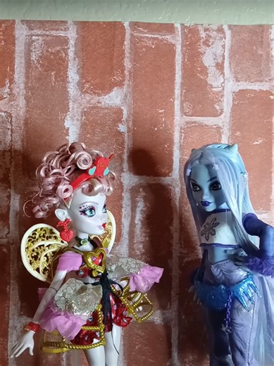 Spring vs. Winter: A Monster High Transformation