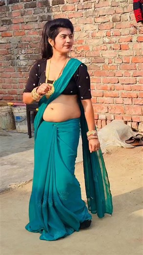 Akhilesh Kumari on Instagram: "#❣️♥️❤️ jhooti mooti baton mein💕💞"