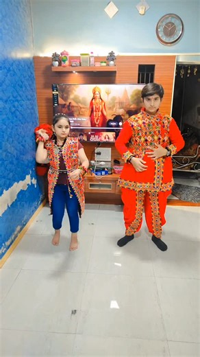 Ankita Patadiya | Meldi Ramva Avo 🤗💃🕺❤️ Happy Navratri 🙏 #ankitapatadiya88 #navratri #meldi #maa #durga #jaymataji #garba #gujju #dance #viral #viralreeĺs... | Instagram