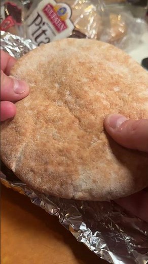 4 Ways to Reheat Flatbread & Pita