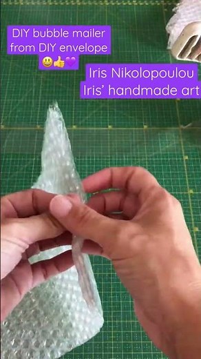 DIY bubble mailer from DIY envelope. 😃👍💜 #diy #bubblemailer #smallbusinessideas #packaging