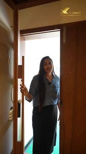 This stunning foyer showcases the beauty of subtle design, where statement walls 🖼️, sleek furniture 🪑, and exquisite moulding 🏛️ take center stage. A perfect blend of elegance and simplicity!" ✨🌿 DM @xlinteriors for more details Contact us on 9497276947 , 9526553335 📩 xlinteriors@gmail.com #foyer #foyerdecor #foyerarea #foyerdesign #interiordesign #homeplanning #homedecor | XL interiors