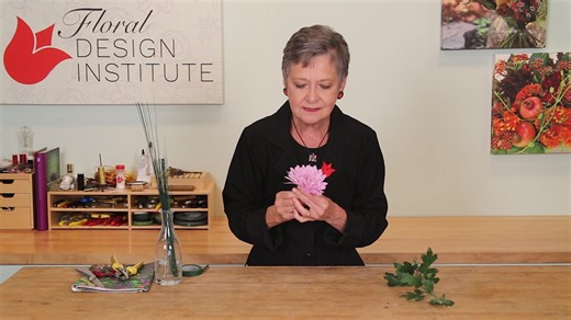 Wire and tape - technique is important! Tulip Tuesday Tips for the Pro | Floral Design Institute