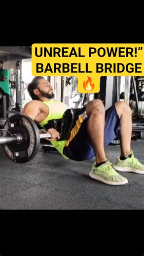 “Barbell Bridges That Look UNREAL! 🔥 Glute Strength You Can’t Ignore!”