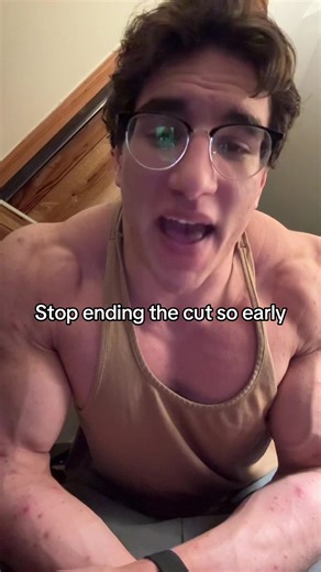 #letsgoletsgetjacked @ekkovision code “Striker” @PumpedDucks (my company) shirts are still live Consultation Call, My Program link in bio