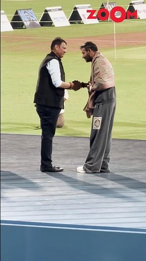 CM Devendra Fadnavis HONOURS Ajay Devgn & Tiger Shroff at Wankhede Stadium 🙏 #shorts