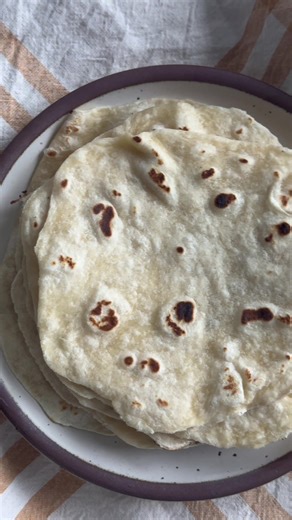 Warm, soft, and worth every minute 🌯 From taco night to simple wraps and quesadillas, homemade flour tortillas are one of those kitchen upgrades that instantly change everything. Made with pantry staples and cooked right on the stovetop, they’re tender, flexible, and best enjoyed straight from the pan. Once you try them fresh, there’s no going back. Full recipe at the end! #HomemadeTortillas #FromScratch #TacoNight #KitchenBasics #SimpleCooking