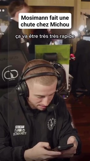Invité par Michou lors du live caritatif Stream For Humanity, Mosimann a fait une chute devant des dizaine de milliers de personnes 😂 mais il garde toujours la classe 🫶 #mosimann #michou #twitch #frenchtouch #house #dreamtrack | Hands UP électro