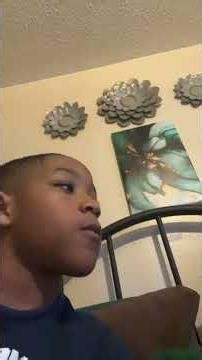 Calling my cousin that we can not find the right channel for me to see his channel😭😭😭