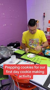 Wonder what the first day of kindergarten is like? Here’s what our first day looked like last school year! This article has all the details on our first day: https://thekindergartensmorgasboard.com/2025/07/the-first-day-of-school.html | Kindergarten Smorgasboard