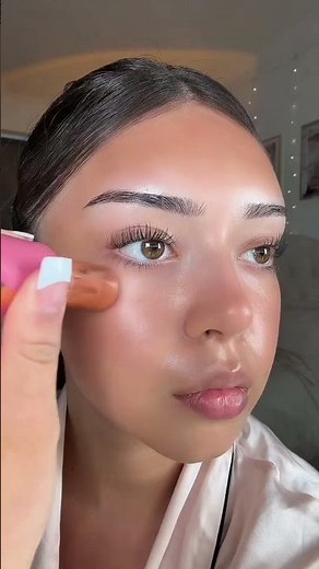 Clean Girl Makeup Tutorial! #makeup #makeuptutorial #cleangirlmakeup #makeuplook #grwm