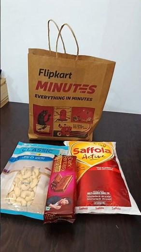 Flipkart Minutes Grocery Unboxing 🛒 | Saffola Oil, Cashews & Chocolate ‪@theflipkartunboxer‬
