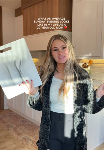 Now that I am watching this back, maybe Winston was just bringing me my shoes and wasn’t trying to chew it up🥺🥺 #ditl #eveningvlog #gumbo #momvlogs