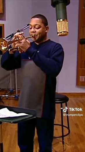 Wynton Marsalis Piccolo Trumpet Performance