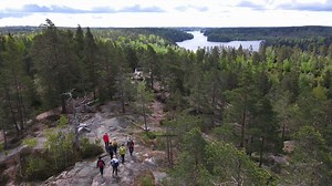 🌲Nestled in Nuuksio National Park🌲, just 30 minutes from Helsinki city centre, Haltia Lake Lodge is perfect for those seeking solace and rejuvenation in nature 🌲. Haltia Lake Lodge offers a cozy retreat surrounded by the tranquil Nuuksio Pitkäjärvi lake and lush forests 🏞️. Enjoy high-quality lodging with meticulously designed rooms and luxurious glamping tents that blend authenticity with contemporary comforts. 👉https://haltialakelodge.com/en-US/ | Discovering Finland