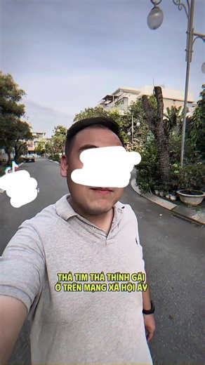 Anh tôi đấy tự đai 1 bãi vào chân =))) Vid đăng chơi k ám chỉ ai còn ai thích gán ghép với anh Chén thì cứ việc vì anh Chén tôi bâyh đã là 1 ng tốt còn đây là ai thì tôi không biết! #nhaidenkhikhongthenhaiduocnua #chuabaogiothathuchoanhTrangtrensocialdungnhetchuvaomomtao #viral #xuhuong