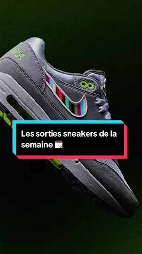 Les sorties sneakers de la semaine 🔥 A Ma Maniére poursuit sa série sur la Pegasus Premium, tandis que JJJJound dévoile deux nouvelles New Balance 1890 au design minimaliste toujours aussi efficace. Les fans de Kobe auront aussi de quoi faire avec le Kobe 4 Protro « Draft Pack » et la Dunk Low Protro « Draft Day », deux sorties inspirées de la Draft NBA de 1996. Du côté d’adidas, BAPE revient avec deux nouvelles Adizero EVO SL, pendant que JAIDE revisite la Air Jordan 11 Low dans une version ex