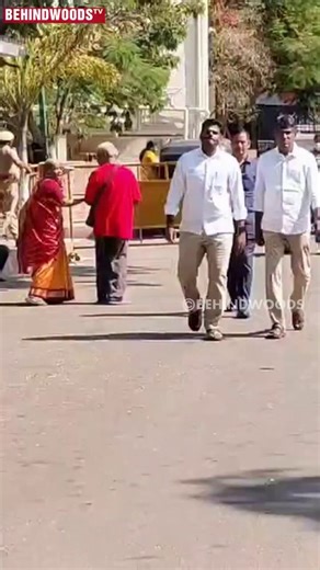 Of all people, I didn't expect Annamalai in our dress code. 😇 Can understand the anger and pain of Annamalai after being sidelined by the very party he built... Remember he never attacked Vijay in this entire campaign. 👍