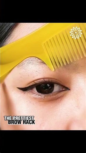 ✨ The COMB Trick for PERFECT Brows? (You Won’t Believe the Results!) 😍 #youtube #shorts #eyebrows