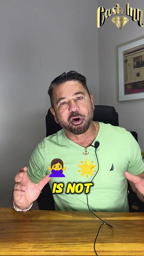 Don't Get Ripped Off! The True Price of Vintage Rings #VintageRings #Jewelry #LuxuryItems #RingPricing #GoldValue #DiamondValue #JewelryAppraisal #VintageVsNew #RingExpert #RoyPerez #JewelryInsider #TikTokJewelry #LuxuryJewelry