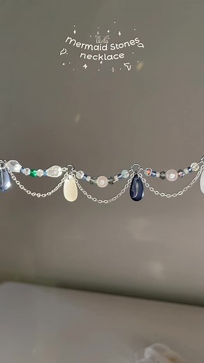 Handmade Blue and White Beaded Crystal Necklace Tutorial