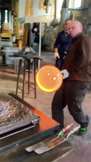Exploring the Art of Glass Blowing Techniques