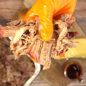 My BOURBON BROWN SUGAR SMOKED PULLED PORK is going to be a repeat recipe on your summer menu! Thanks to my partners, Twist'd Q Seasonings, for the flavor inspiration! RECIPE HERE: http://heygrillhey.com/recipe/bourbon-brown-sugar-smoked-pulled-pork/ | Hey Grill, Hey by Susie Bulloch