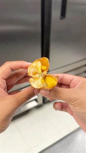 Sweet Spring Rolls 🍌 #trending #food #foodie #explorenow #viral #fypage