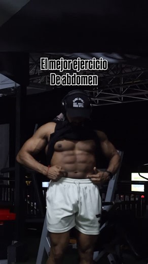 Dr kevin garcia on Instagram: "🔥 Uno de los mejores ejercicios para abdominales 🔥 El crunch en máquina es ideal para trabajar todo el recto abdominal con precisión y control. Permite aumentar la carga progresivamente, algo clave si quieres que tus abdominales crezcan y se definan. 💪🏽 Recuerda: la definición no depende solo del entrenamiento, va de la mano con un buen déficit calórico y constancia. 🔥"