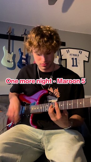 One more night but make it funky #maroon5 #onemorenight #guitartok #electricguitar #fypシ