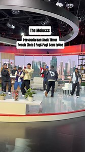 4.4M views · 112K reactions | The Moluccs  | Ngapain Report Dance , Kakak Dari Timur Keren Abis.. #dance #lagutimur | Azizah Mrds | Facebook