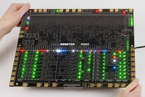 Gigantisk och fungerande version av MOS 6502. En klassisk processor.