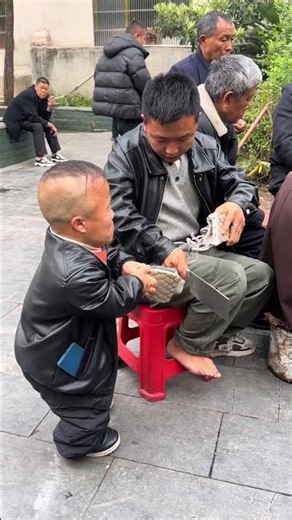 This Person Is So Stupid! #funny #fun #funny #shortdrama