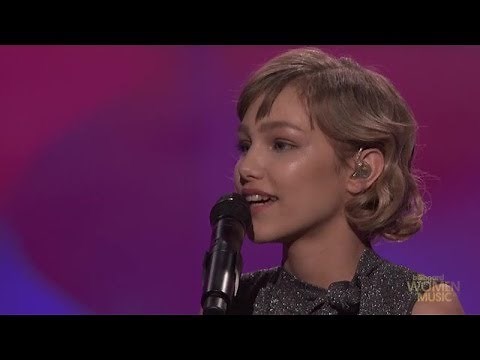 Grace VanderWaal Billboard Rising Star 2017 (live 1280x720)