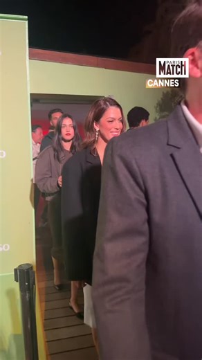 Iris Mittenaere, Antoine Dupont, Laurent Lafitte, Julie Gayet ou encore Rossy de Palma et JR,… Hier soir, les stars se sont réunies sur la Plage @nespresso pour célébrer le cinéma et la marque pendant ce 78ème Festival de Cannes 💚🎉 #nespresso #nespressocannes #plagenespresso #antoinedupont #irismittenaere #Cannes2025 | Paris Match