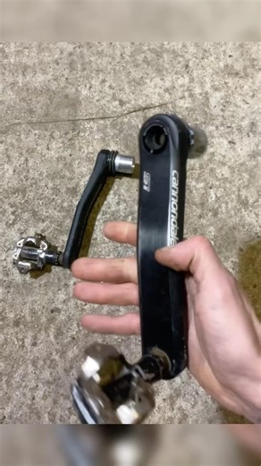 Known Cannondale issue: derailleur cable cuts Hollowgram crank in half