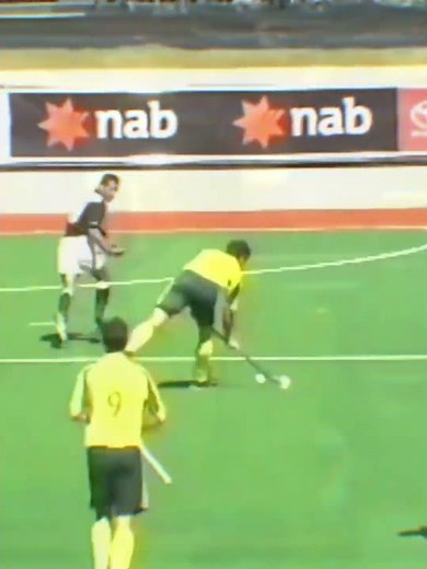 Jamie Dwyer’s Brilliant Goal vs Pakistan | 2006 Champions Trophy Final Throwback