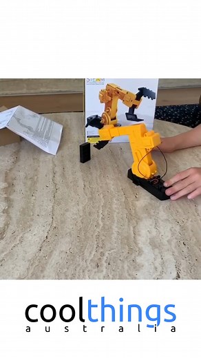 With joints like a real human arm! RidzRobotix Motorised Robotic Arm A great introduction to robotics Perfect for hobby use or projects A new and improved way to pick up objects! #roboticarm #motorisedkit #kidzrobotix #coolthingsaustralia #coolgifts #coolthings | CoolThings Australia | Facebook
