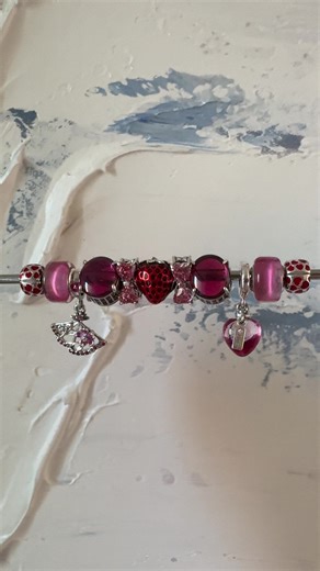 Stylish Pink and Red Outfit Ideas